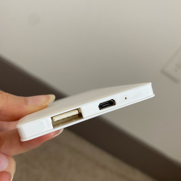 Set of 3 Charging Packs iWalk UBC1800 1800mAh ,kensie iPhones & Tablet White NWT - Picture 6 of 16